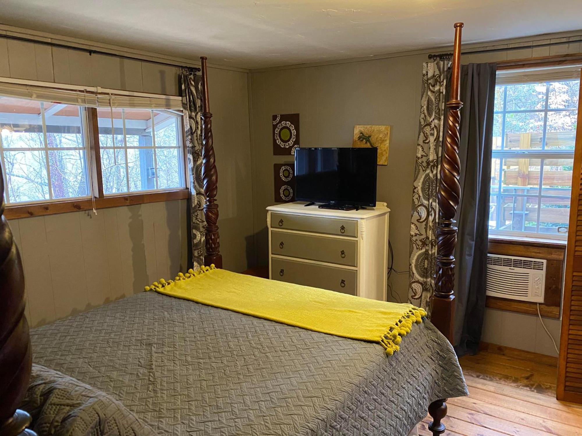 Convenient Cottage-Hot Tub, 4 Minutes To Dahlonega Exteriör bild